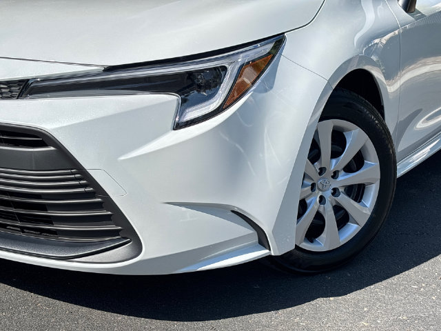 Certified 2026 Toyota Corolla LE FWD image 7