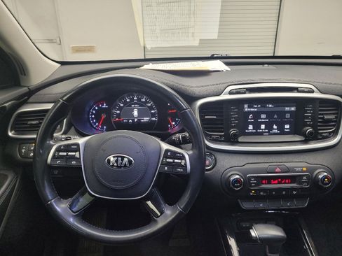 Used 2019 Kia Sorento EX image 22