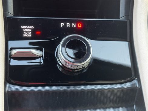 New 2025 Jeep Grand Cherokee Limited w/ Luxury Tech Group II image 38