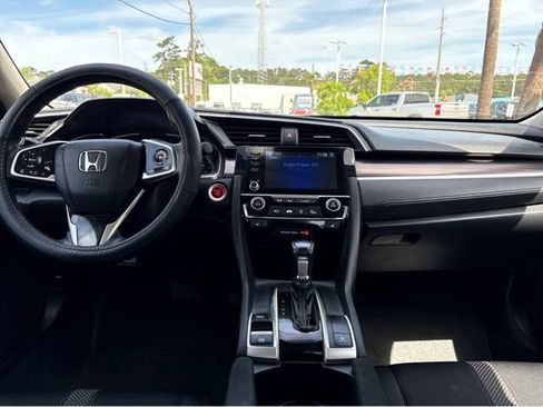 Used 2021 Honda Civic EX image 9