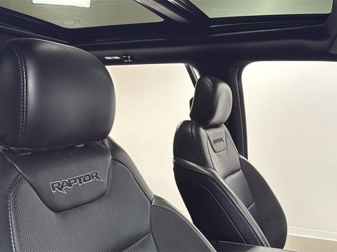 Used 2019 Ford F150 Raptor w/ Equipment Group 802A Luxury image 19