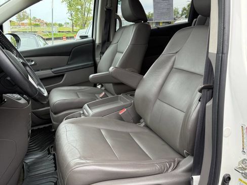 Used 2016 Honda Odyssey Touring image 8