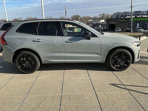 New 2026 Volvo XC60 T8 Ultra w/ Climate Package AWD/4WD image 7