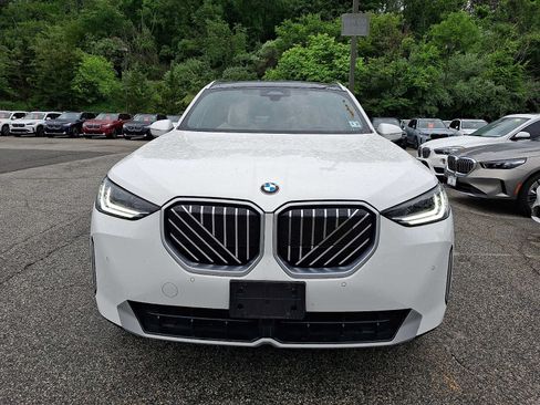 Used 2025 BMW X3 xDrive30i w/ Convenience Package AWD/4WD image 2