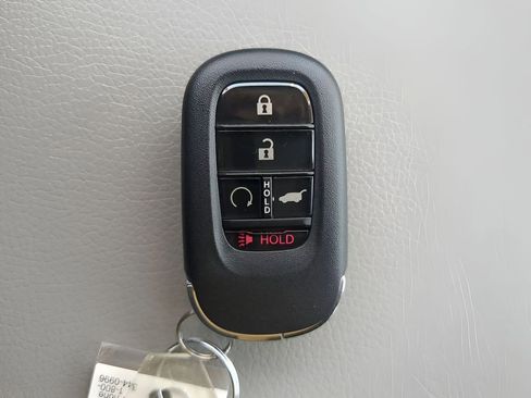 Used 2023 Honda Pilot EX-L image 32