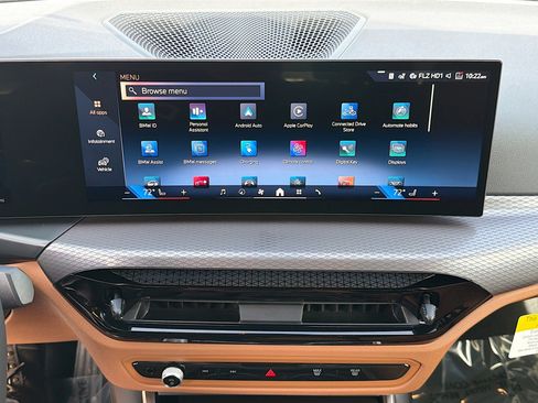 New 2026 BMW i4 eDrive40 w/ Parking Assistance Package RWD image 29