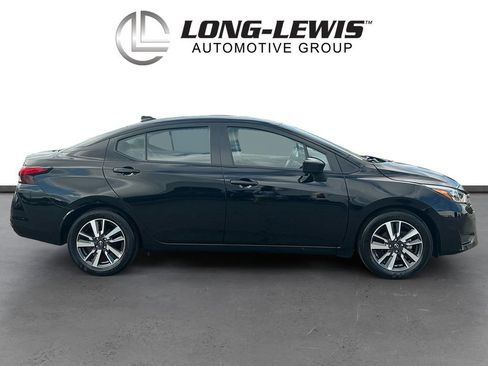 Used 2025 Nissan Versa SV FWD image 8