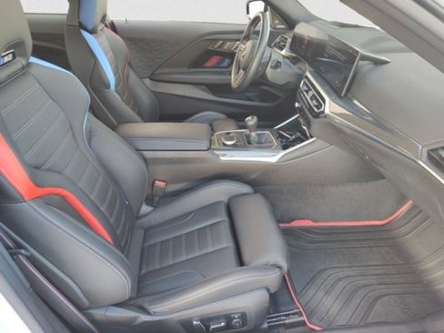 Used 2024 BMW M2 Carbon Roof, Live Cockpit Pro, w/ Lighting Package image 20