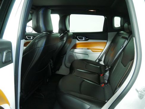 Certified 2023 Jeep Compass Limited w/ Elite Group AWD/4WD image 17
