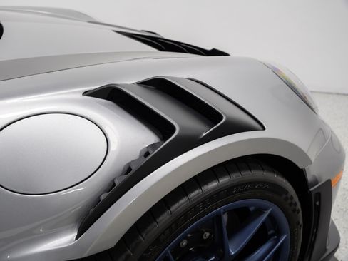 Used 2025 Porsche 911 GT3 RS RWD image 15