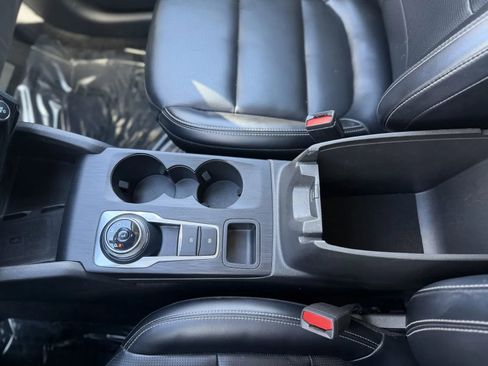 Used 2023 Ford Escape Platinum image 39