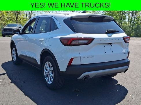 Certified 2024 Ford Escape Active AWD/4WD image 11