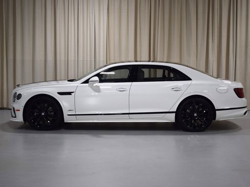 New 2025 Bentley Flying Spur Plug-In Hybrid image 11