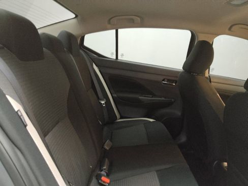 Used 2022 Nissan Versa SV FWD image 19