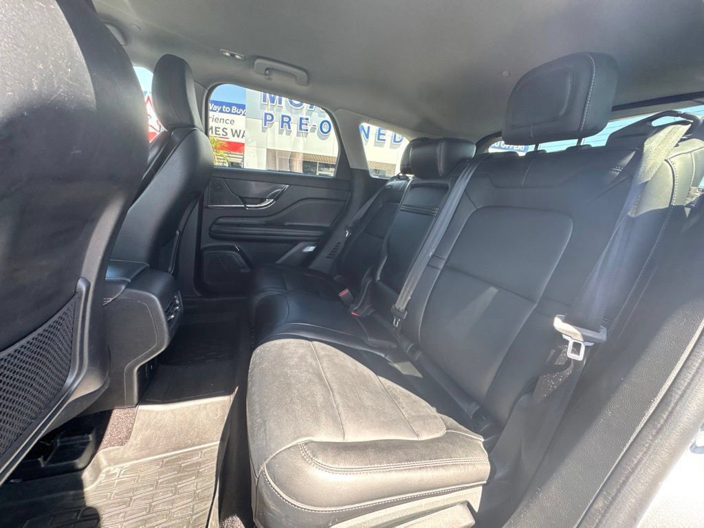 Certified 2022 Lincoln Corsair FWD image 19