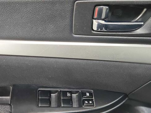 Used 2011 Subaru Outback 2.5i image 15