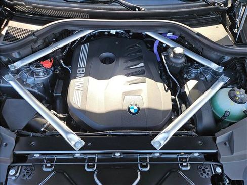 New 2026 BMW X5 xDrive40i w/ M Sport Package image 17