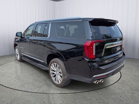 Used 2023 GMC Yukon XL Denali AWD/4WD image 5