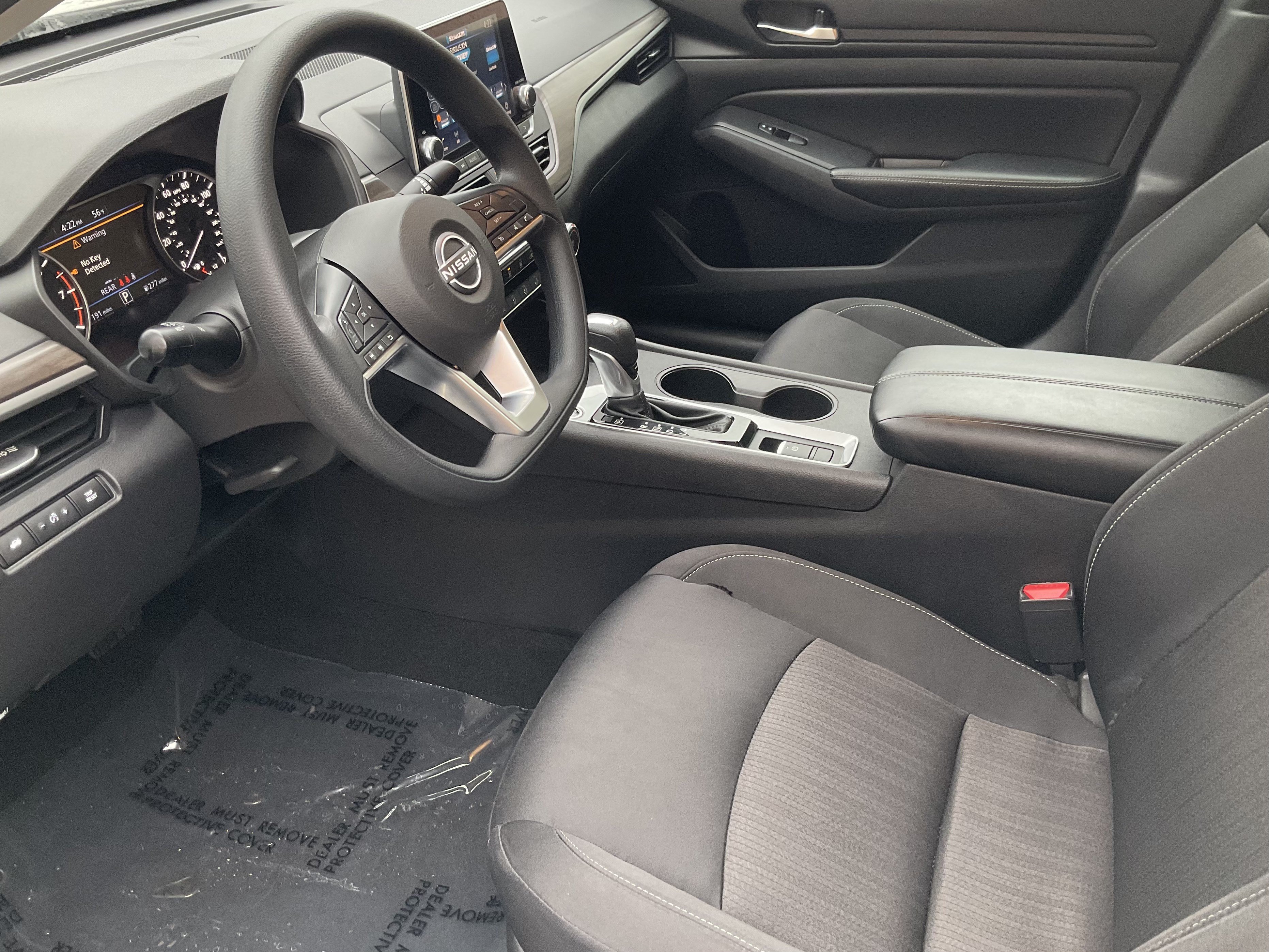 Used 2025 Nissan Altima 2.5 SV AWD/4WD image 20
