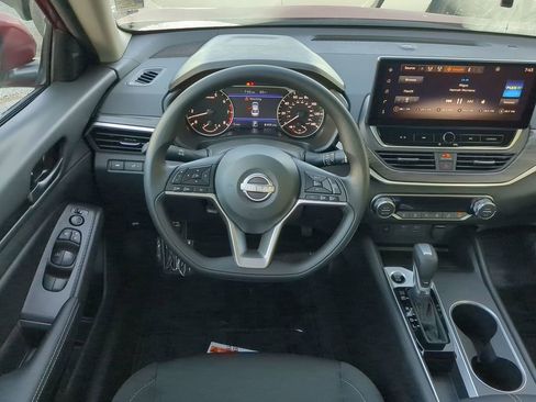 New 2026 Nissan Altima 2.5 SV w/ SV Special Edition Package FWD image 15