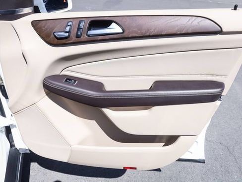 Used 2018 Mercedes-Benz GLE 350 4MATIC image 57