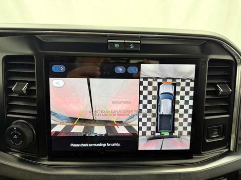 Used 2026 Ford F450 Platinum w/ FX4 Off-Road Package image 36