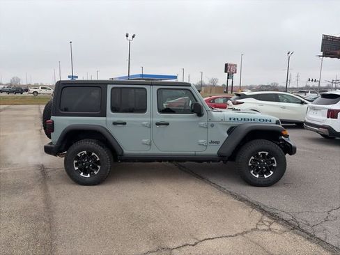 Used 2024 Jeep Wrangler Unlimited Rubicon 4xe image 7