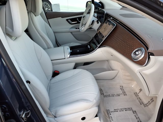 Certified 2023 Mercedes-Benz EQE 350+ SUV image 16