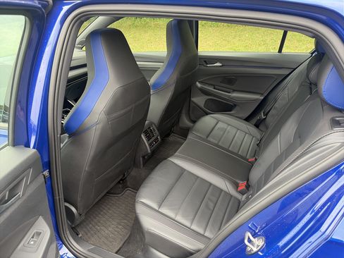 Used 2024 Volkswagen Golf R AWD/4WD image 21