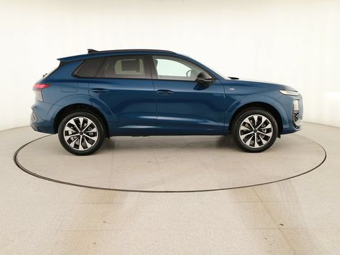 New 2026 Audi Q3 quattro 2.0T AWD/4WD image 8