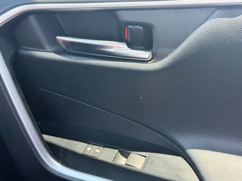 Used 2020 Toyota RAV4 Adventure AWD/4WD image 18