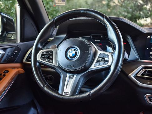 Used 2022 BMW X5 xDrive45e w/ M Sport Package image 14
