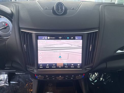 Certified 2022 Maserati Levante GT AWD/4WD image 14