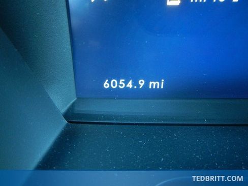 Certified 2025 Lincoln Corsair Reserve image 29