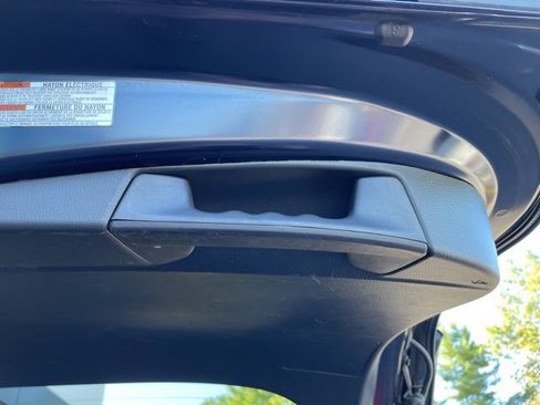 Used 2023 Toyota RAV4 XLE image 9