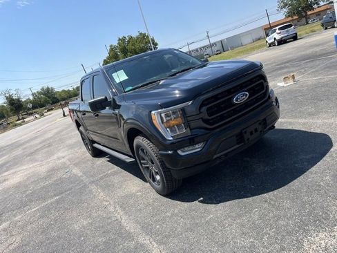 Used 2022 Ford F150 XLT w/ Equipment Group 302A High image 3