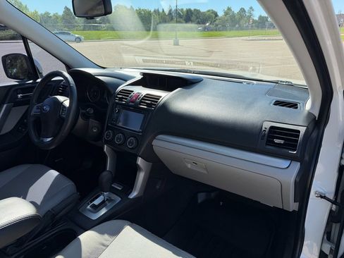 Used 2015 Subaru Forester 2.5i Limited AWD/4WD image 24