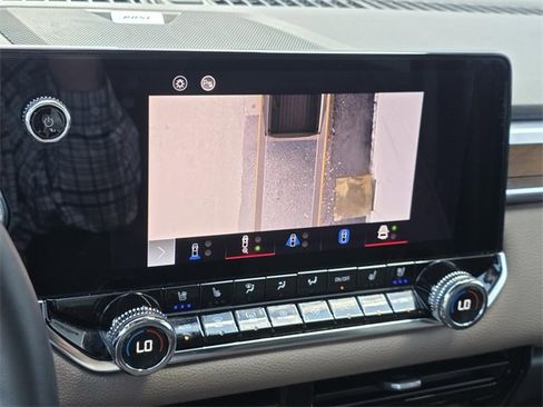 Used 2023 GMC Canyon Denali image 23