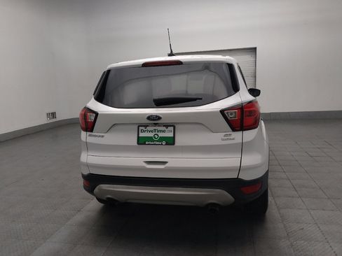 Used 2019 Ford Escape SE FWD image 7