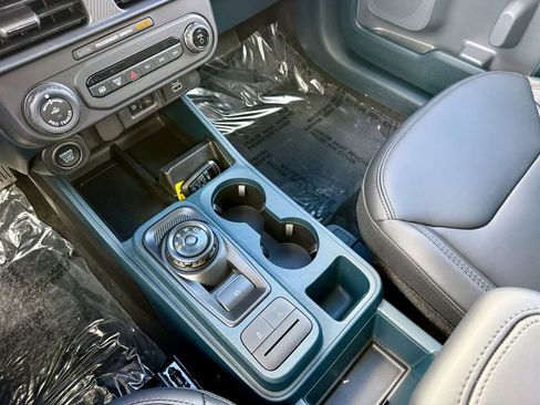 New 2026 Ford Maverick Lariat w/ Black Appearance Package image 22