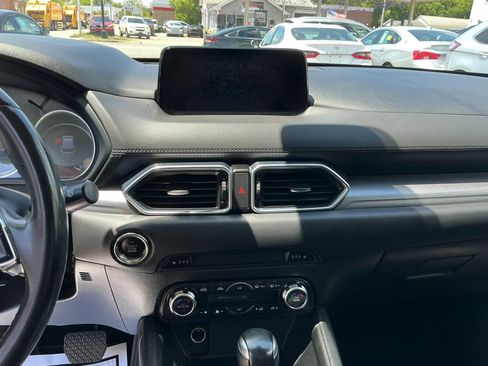 Used 2018 MAZDA CX-5 Touring w/ Preferred Equipment Package AWD/4WD image 20