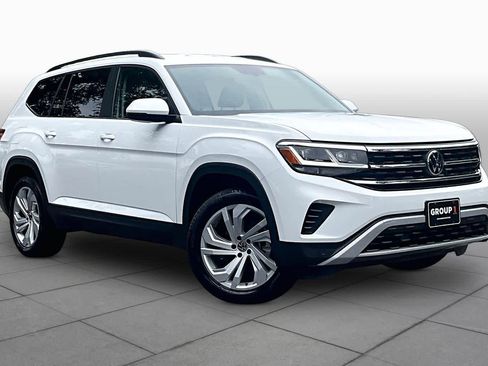 Certified 2023 Volkswagen Atlas SE FWD image 3