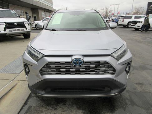 Used 2022 Toyota RAV4 Limited w/ Limited Grade Weather Package image 15