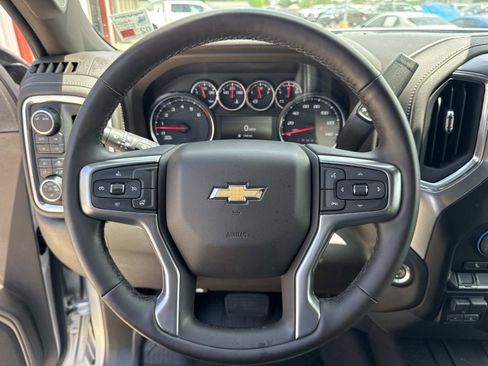 Used 2023 Chevrolet Silverado 2500 LT w/ Convenience Package AWD/4WD image 21