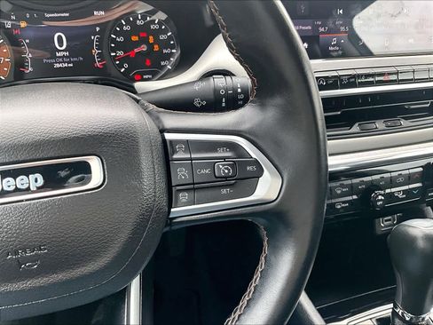 Used 2022 Jeep Compass Limited image 24