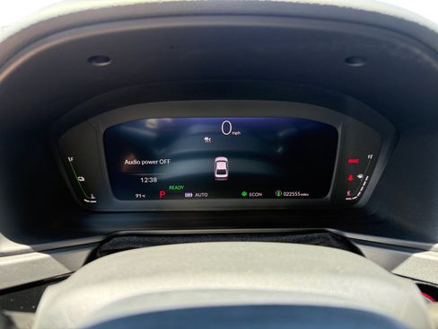 Used 2025 Honda Accord Touring image 11