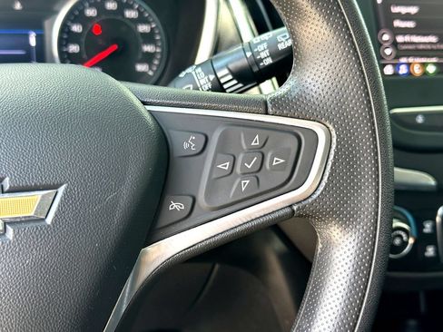 Used 2023 Chevrolet Equinox LT FWD image 18
