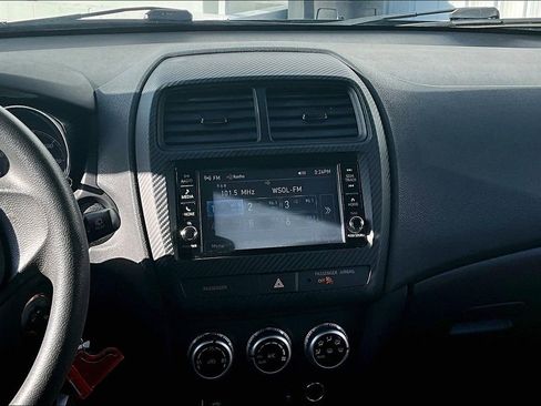 Used 2022 Mitsubishi Outlander Sport ES image 9