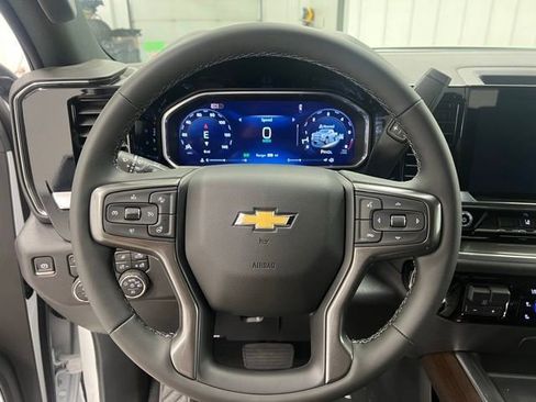 New 2026 Chevrolet Silverado 2500 High Country w/ High Country Premium Package AWD/4WD image 7