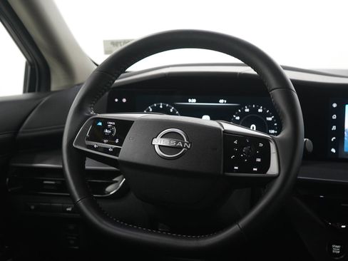 Used 2025 Nissan Murano SV image 14